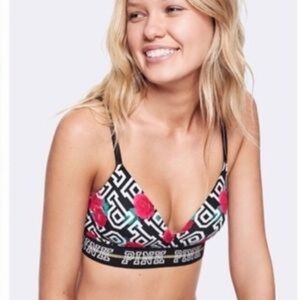 PINK VS Wear Everywhere Lightly Lined Bra